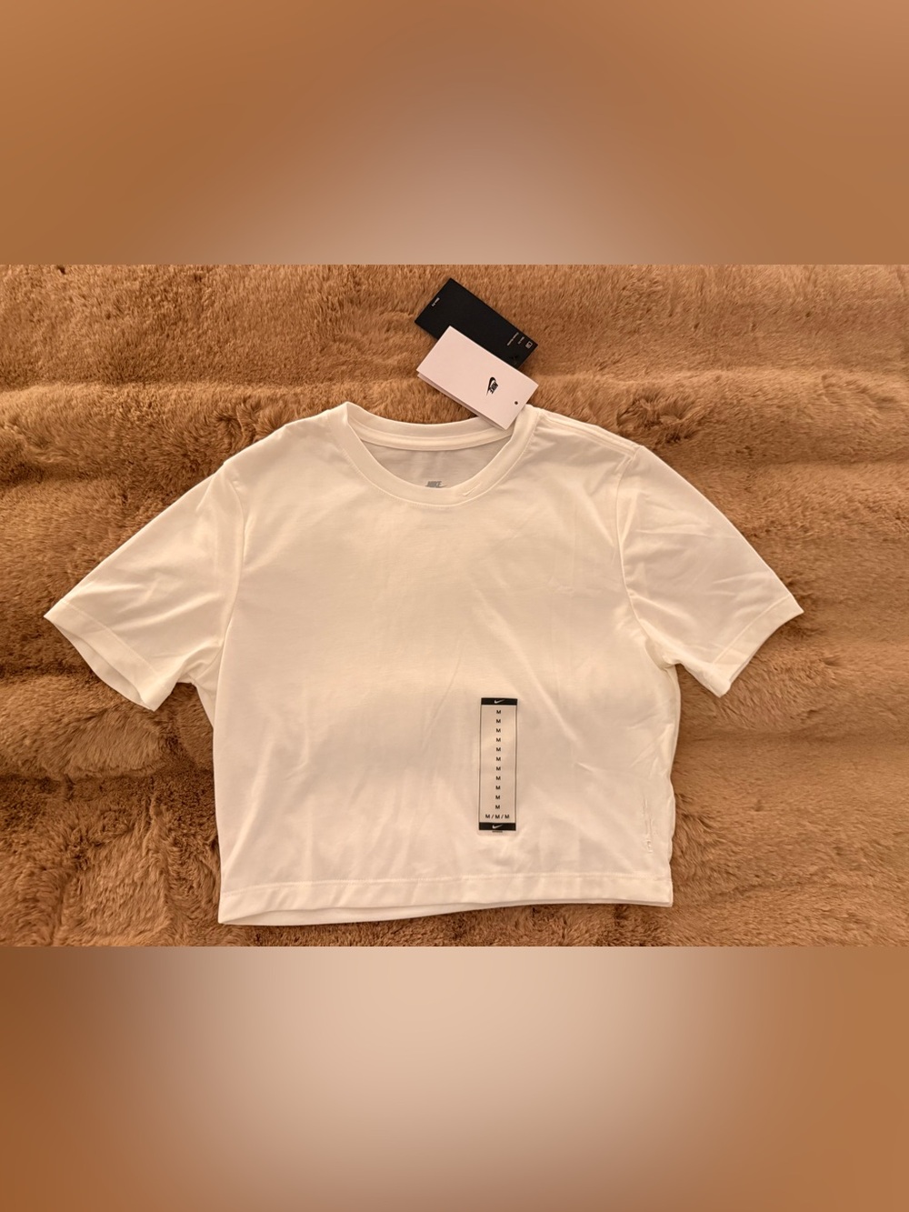 NWT Women's Nike Sportswear Essential Crop T-Shirt - Ivory - Size Medium